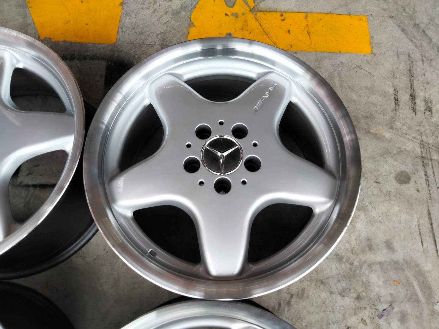 ล้อเบนซ์แท้ AMG ปลาดาว 17"