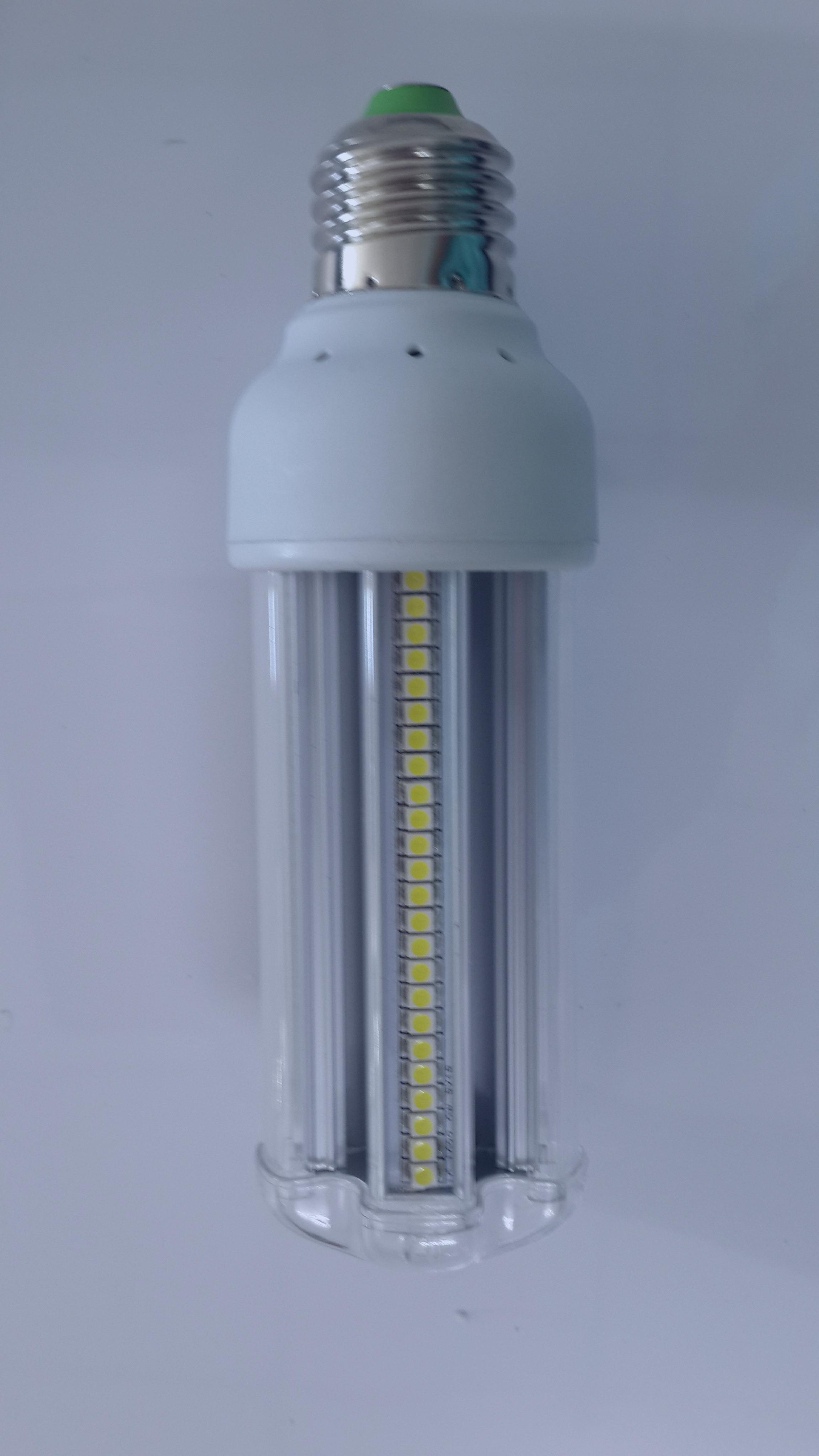 หลอดไฟแอลอีดี 85-265V/9W COLD WHITE