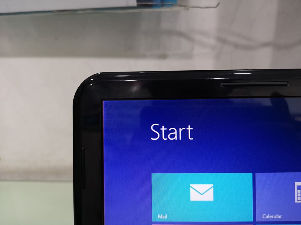 HP Pavilion Slim 14-b011TX