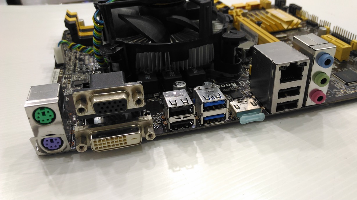 i3-4130 + ASUS B85M-G