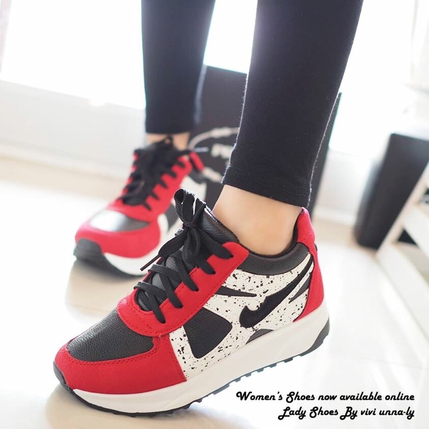 พร้อมส่ง : รองเท้าผ้าใบเสริมส้นทรงSport (สีแดง)