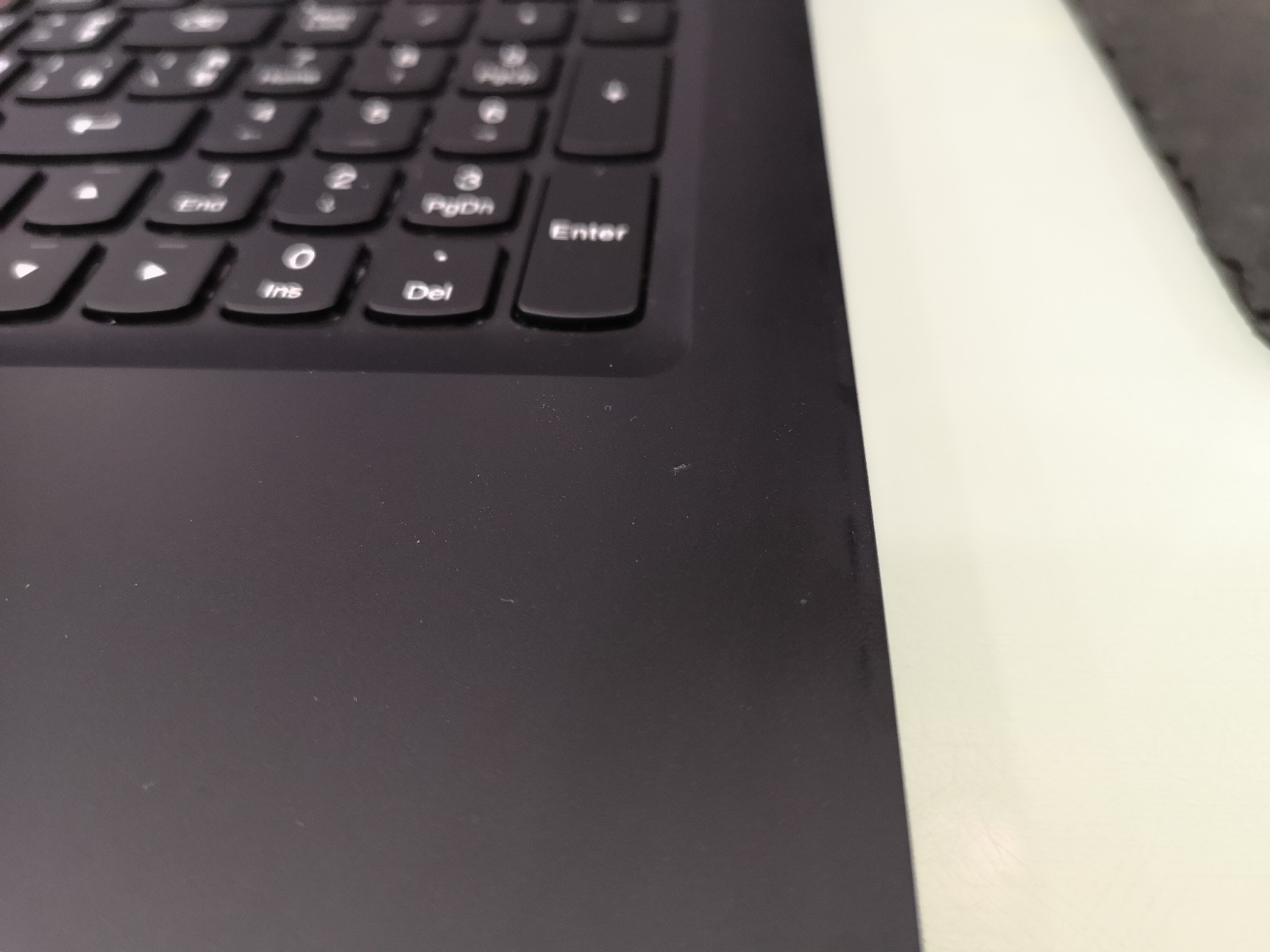 LENOVO IdeaPad 700-15ISK