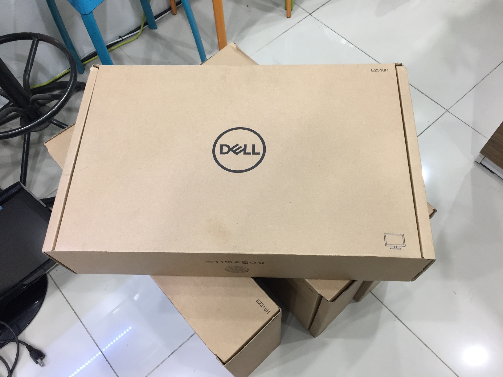 DELL E2318H 23" LED IPS Full HD ของใหม่ ไม่มีขา