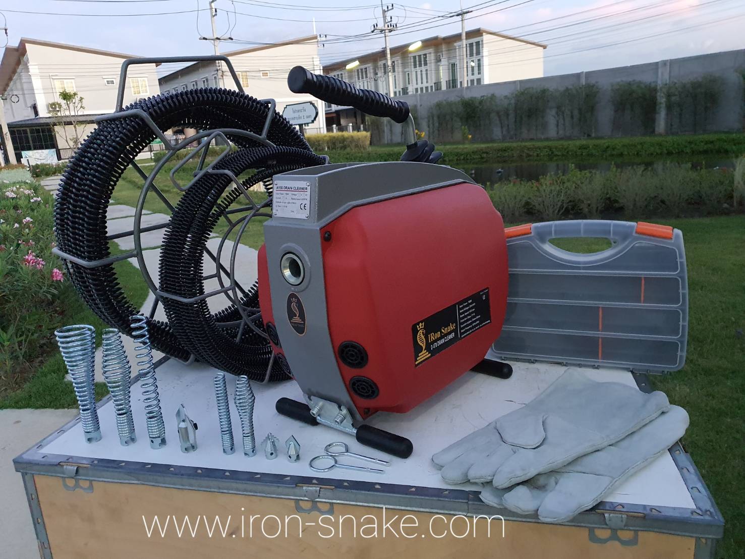 เครื่องทะลวงท่อ งูเหล็ก D-170 ( ยี่ห้อ IRon Snake ) กำลัง 750 วัตต์