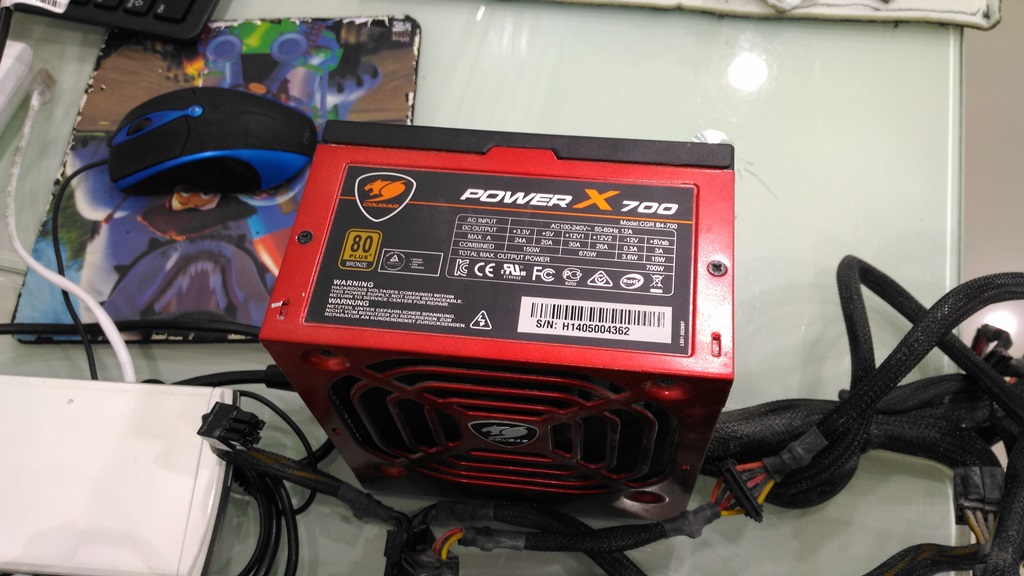 COUGAR 700W POWERX (80+BRONZE )