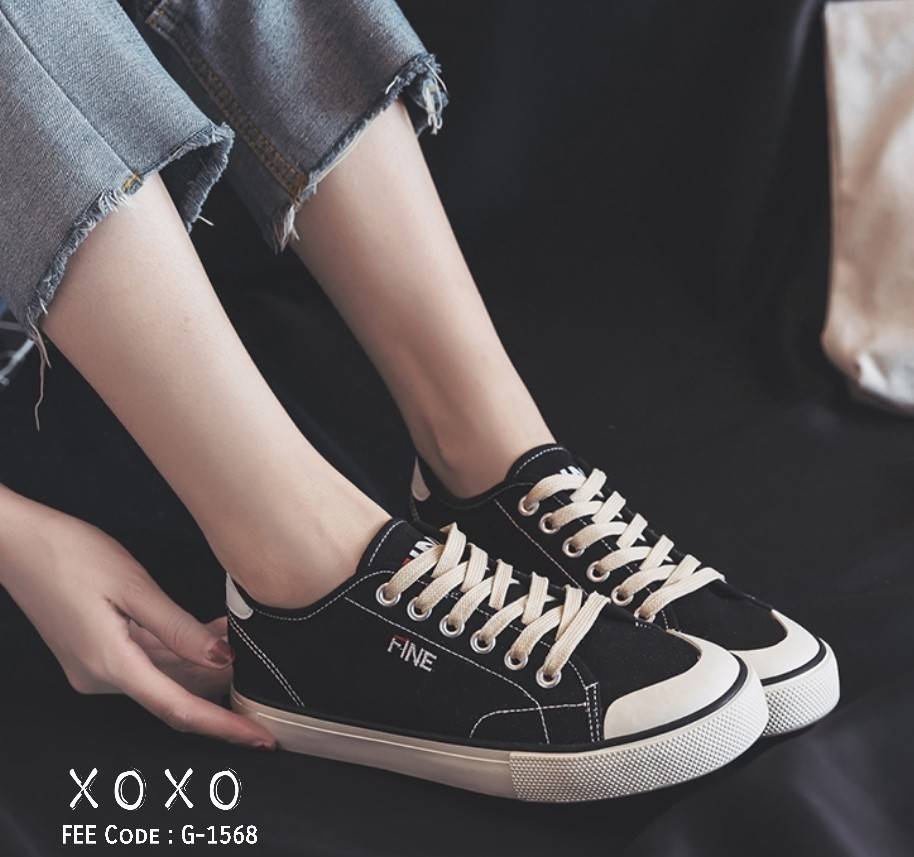 รองเท้าผ้าใบ Style Fine (สีดำ)