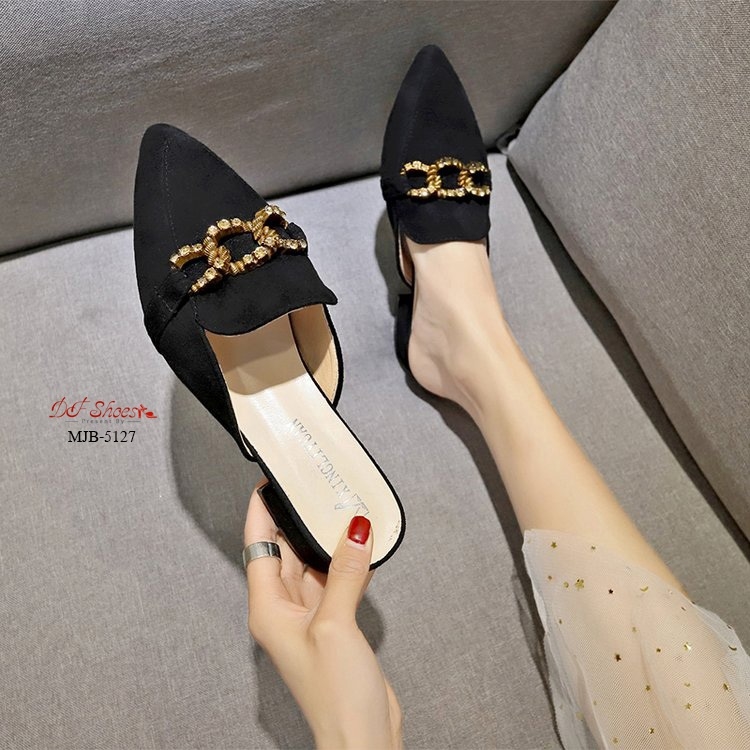 รองเท้าคัทชูเปิดส้นแต่งอะไหล่ (สีเบจ)