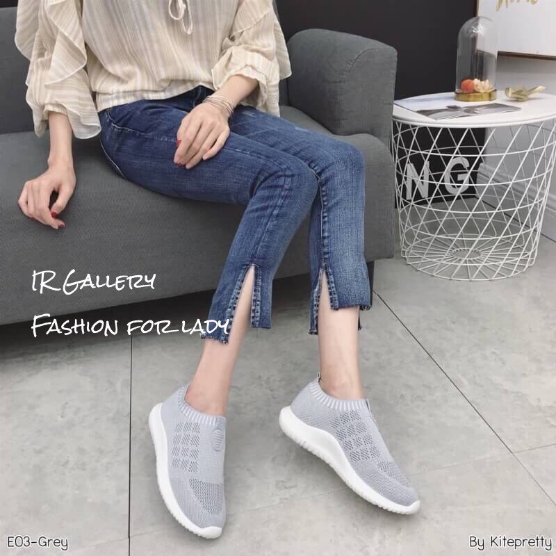 รองเท้าผ้าใบทรงสวมสไตล์ Sport Girl (สีดำ)