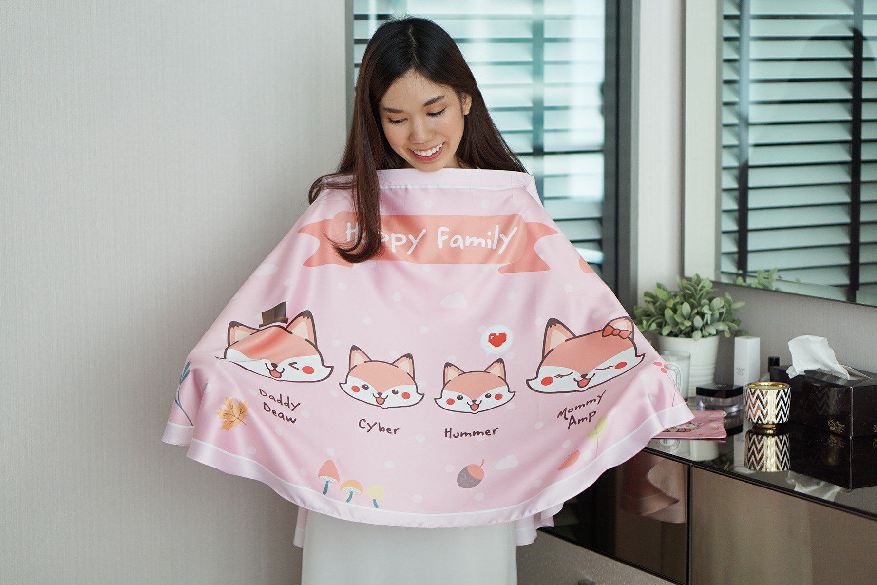ผ้าคลุมให้นม สั่งทำใส่ชือ ลาย Fox Family - Pink