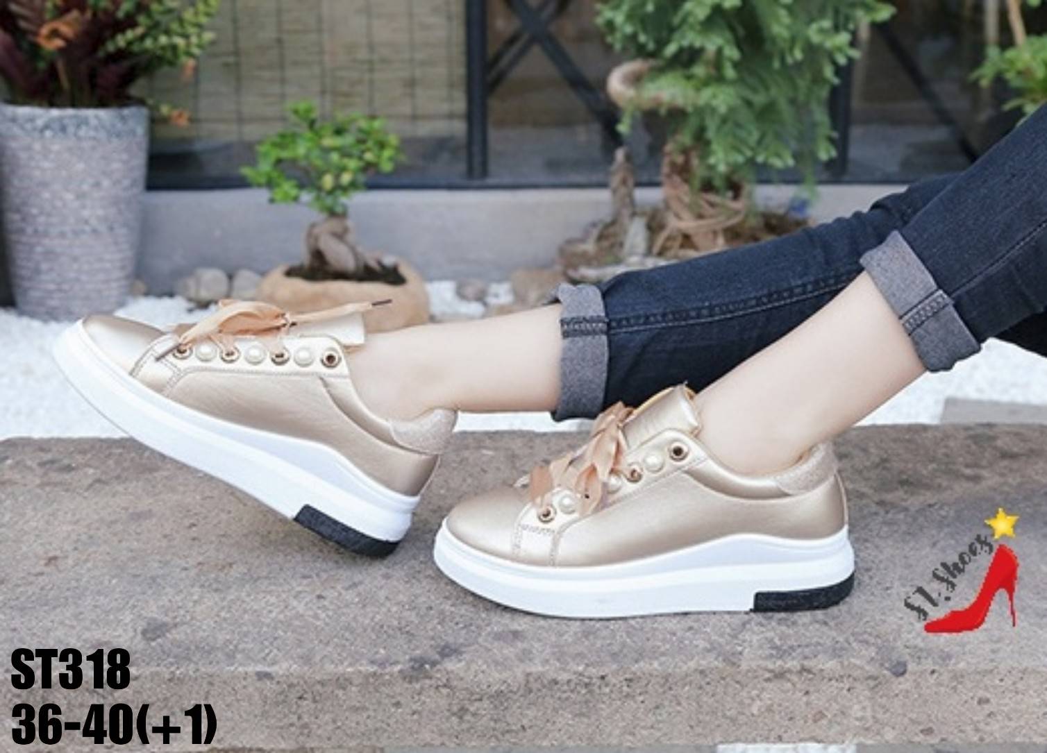 รองเท้าผ้าใบแต่งมุกแฟชั่น (สีชมพู)