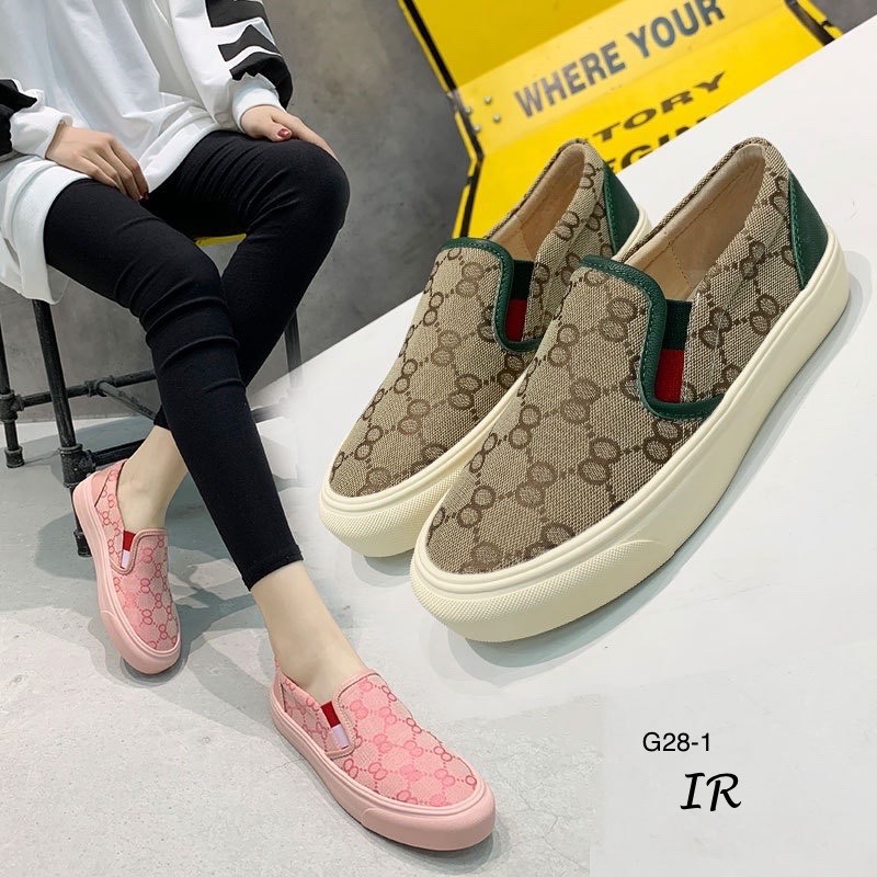 รองเท้าผ้าใบ Slip onแต่งลาย (สีน้้ำตาล)