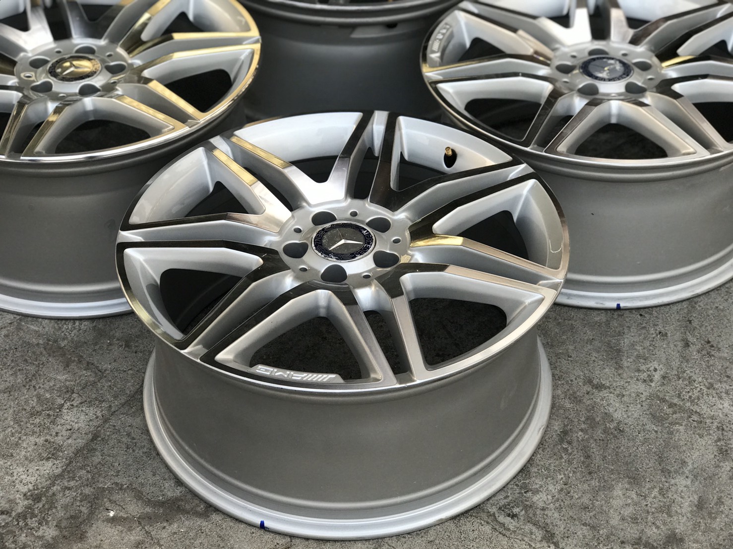 ล้อแท้ AMG Twin 7 Spoke 19" w212