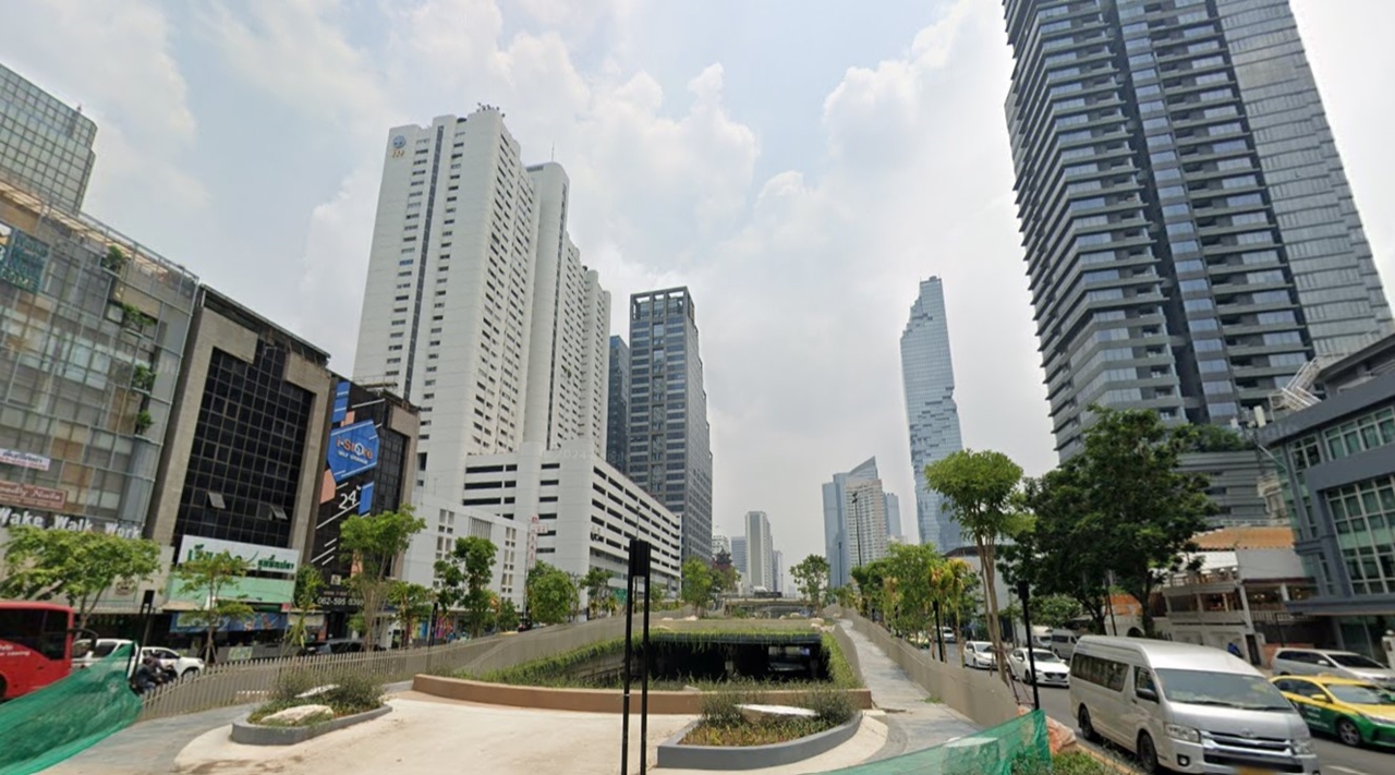 ไอทีเอฟ สีลม พาเลส (ITF-Silom Palace) สำนักงานให้เช่าย่านสีลม ศูนย์กลางธุรกิจ(CBD)ของกรุงเทพฯ ใกล้สถานีรถไฟฟ้า BTS ช่องนนทรี เพียง 350 ม.