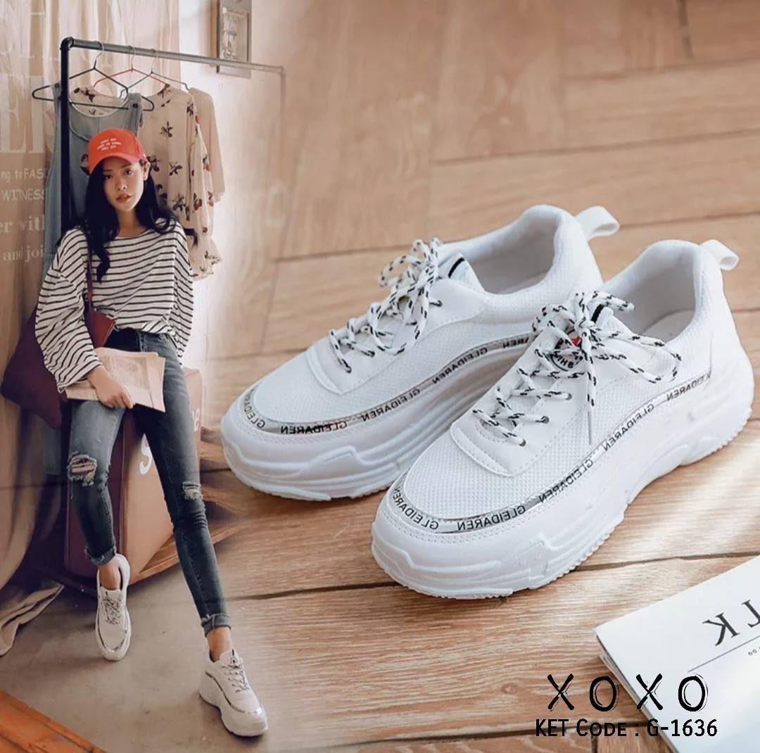 รองเท้าผ้าใบ Sport แต่งเชือกทูโทน (สีเงิน)