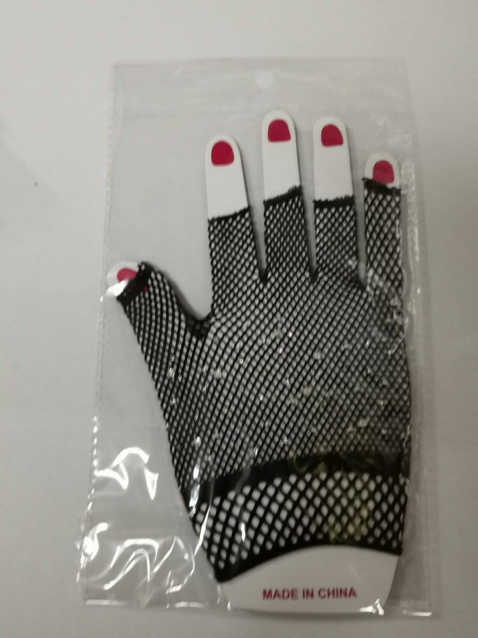 ถุงมือดรัมเมเยอร์เด็ก สีขาว สำหรับชุดดรัมเมเยอร์เด็กหญิง ชุดเชียร์ลีดเดอร์เด็ก ชุดแฟนซีเด็ก งานขบวนพาเหรด งานกีฬาสี