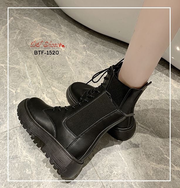 รองเท้าบูทแฟชั่นแต่งส้นหยัก