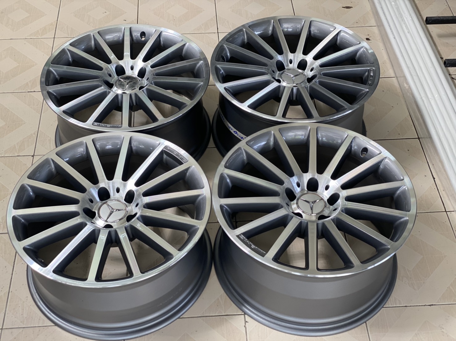 ล้อแท้ Sl230 AMG ST5 18" R230