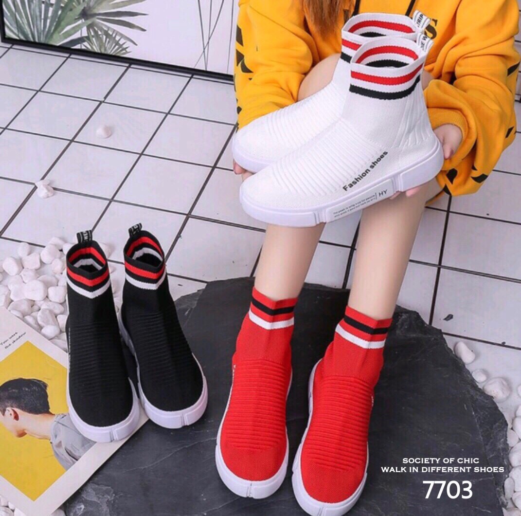 รองเท้าผ้าใบทรงถุงเท้าสไตล์ Off White (สีดำ)