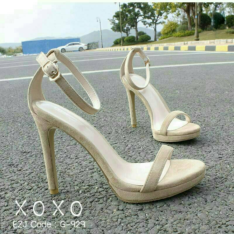 รองเท้าส้นสูงรัดข้อ Style Zara (สีดำ)