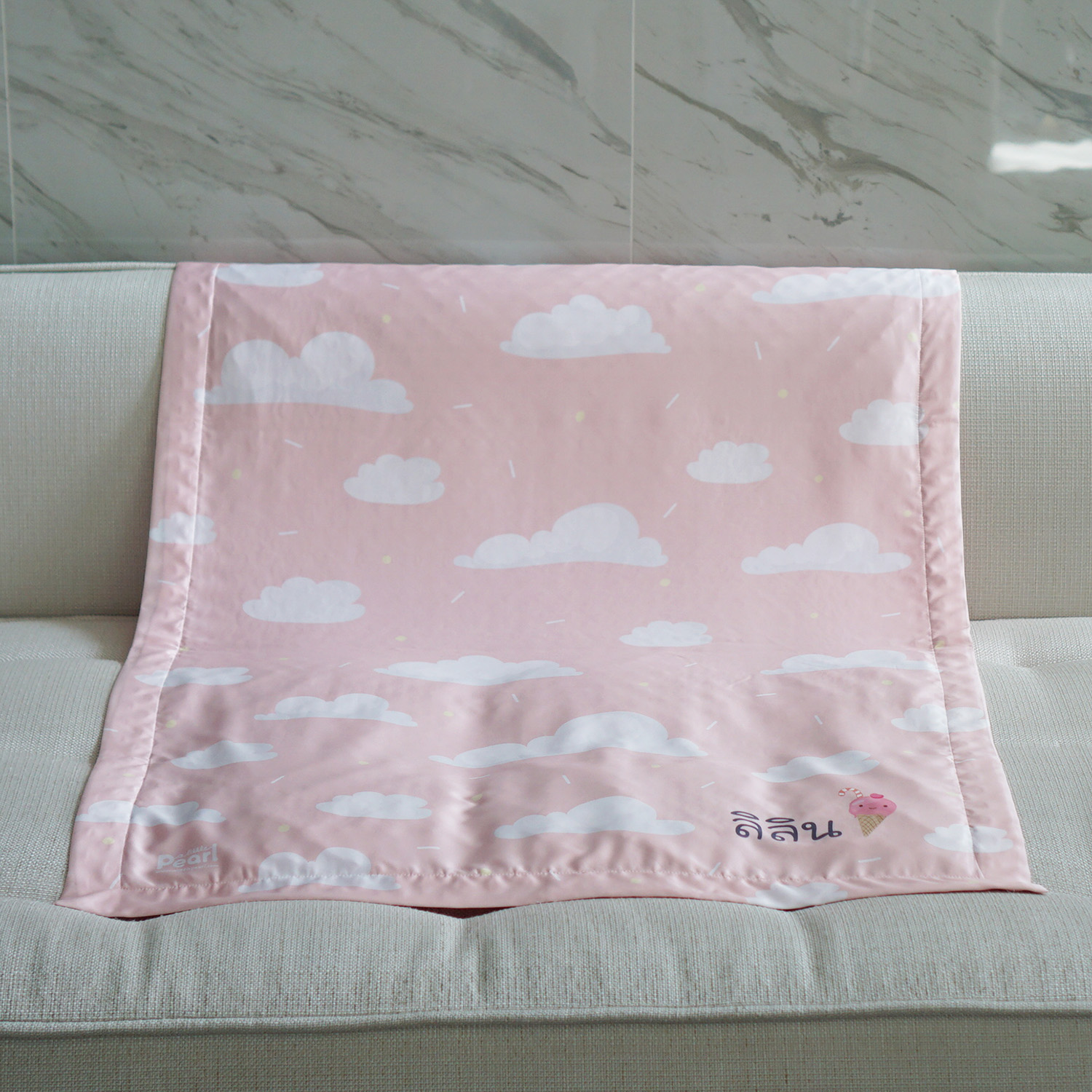 ผ้าห่มสั่งทำใส่ชื่อ ลาย Cloud - Peach