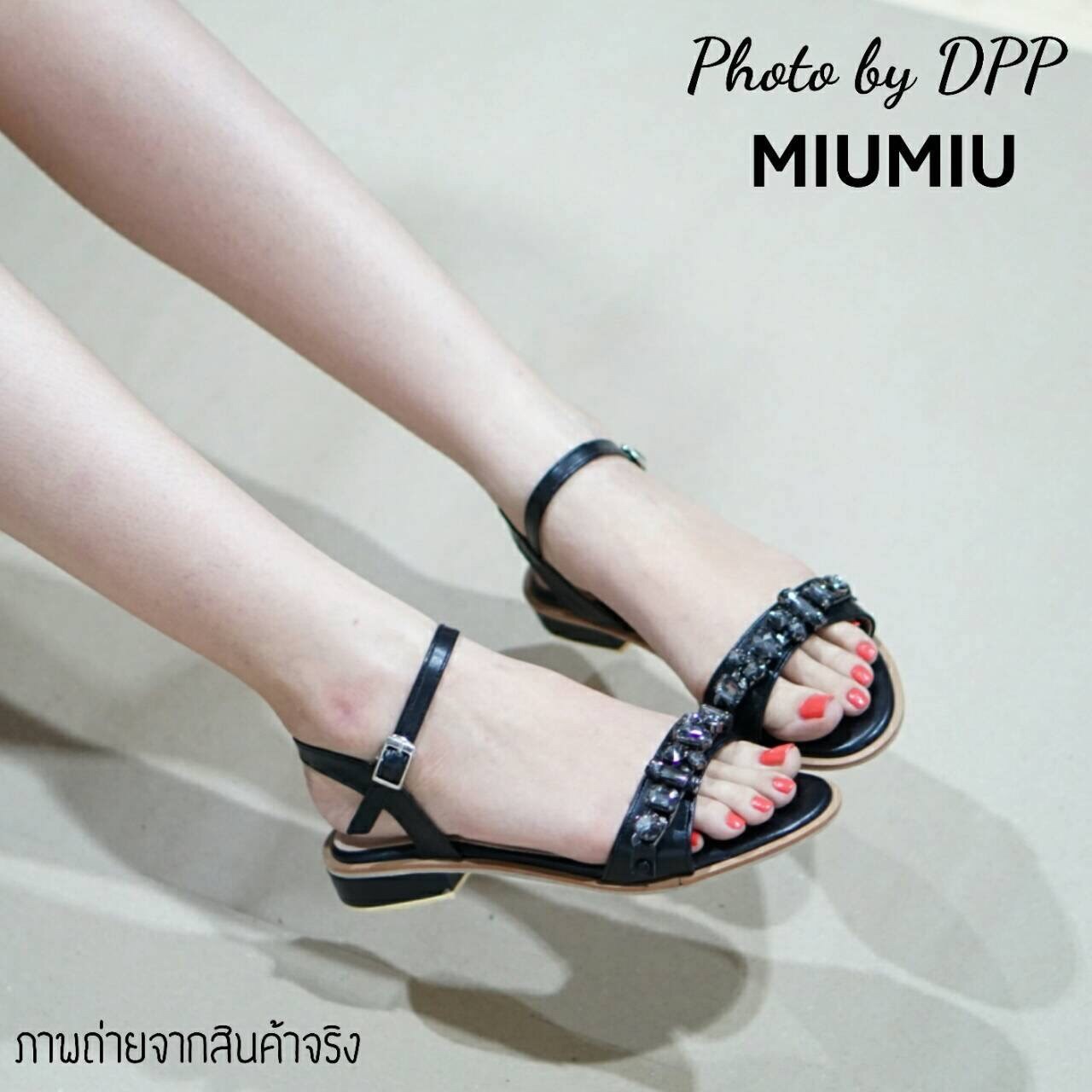 พร้อมส่ง : รองเท้ารัดส้น MIU MIU Style (สีดำ)