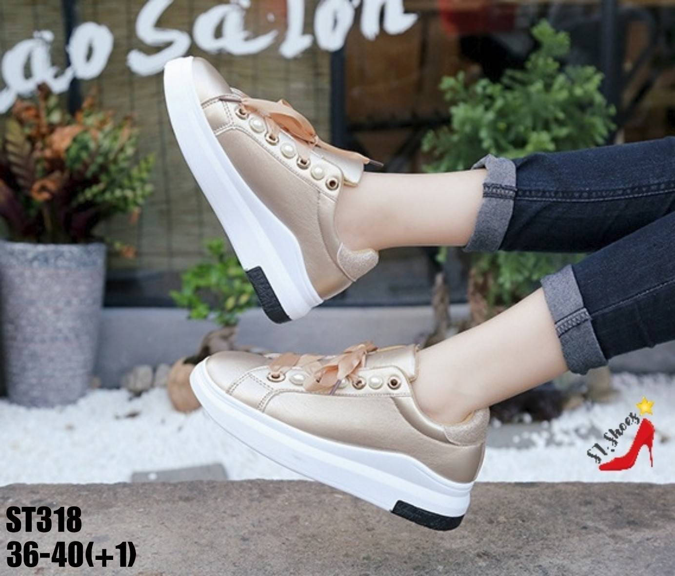 รองเท้าผ้าใบแต่งมุกแฟชั่น (สีชมพู)