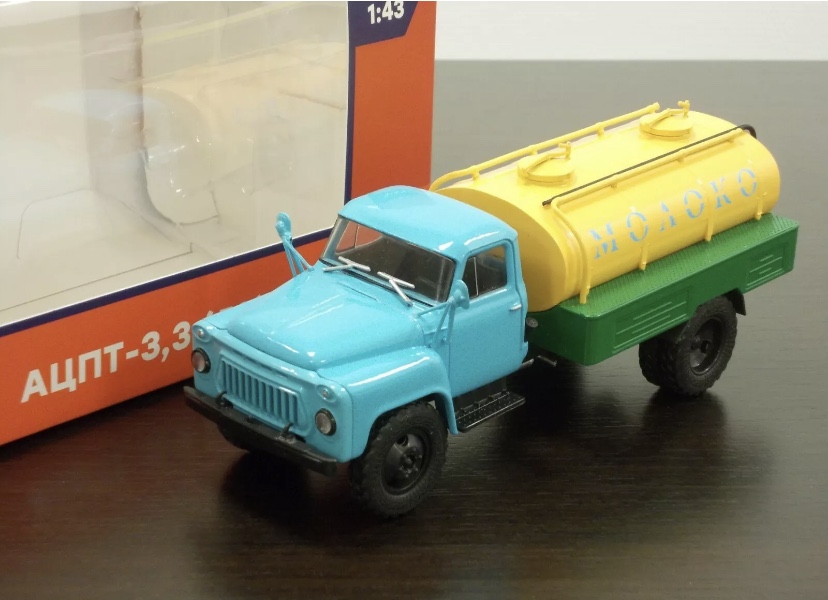 รถขนน้ำ 1/43