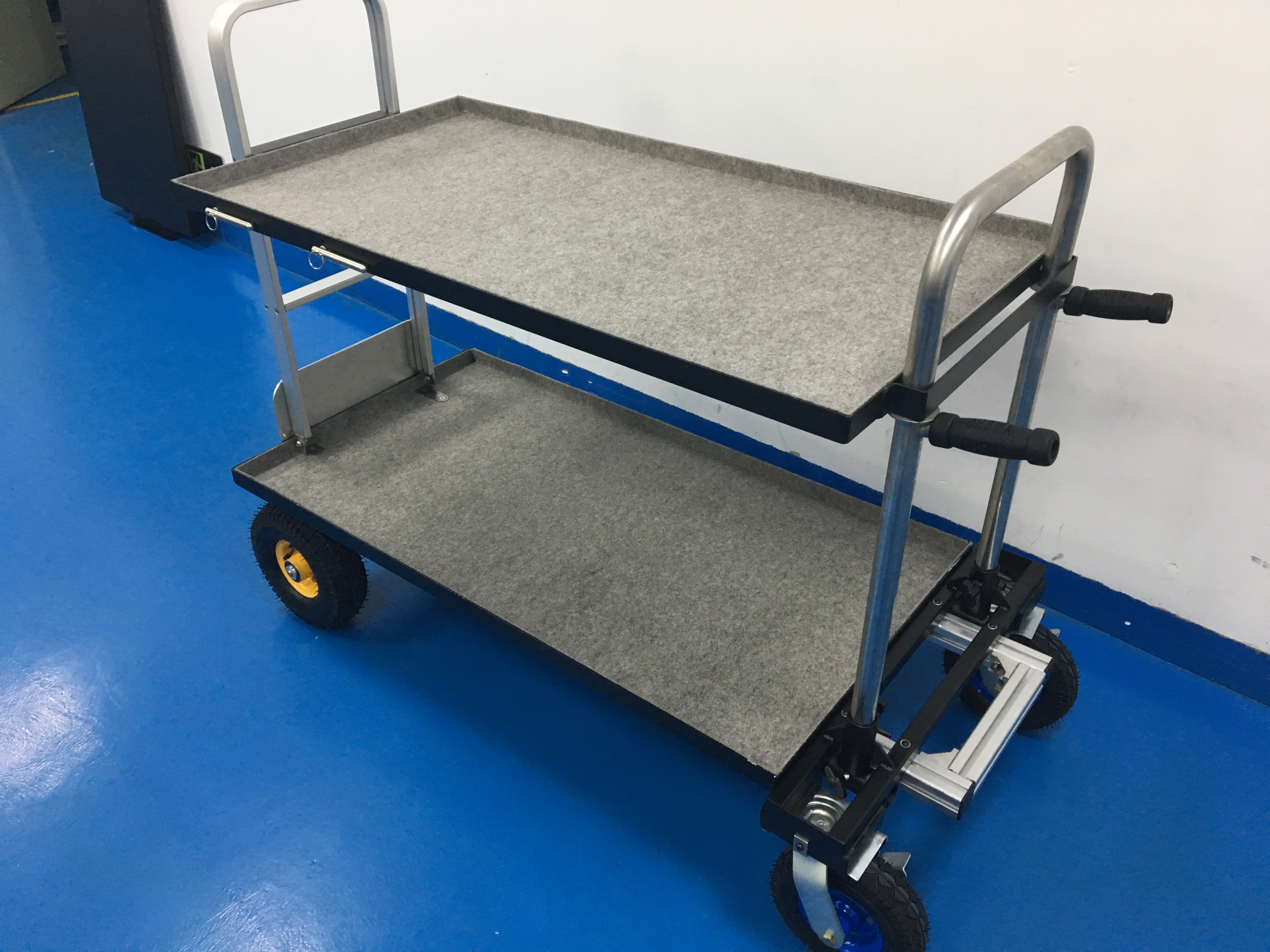 รถเข็นอุปกรณ์กล้อง Camera Cart