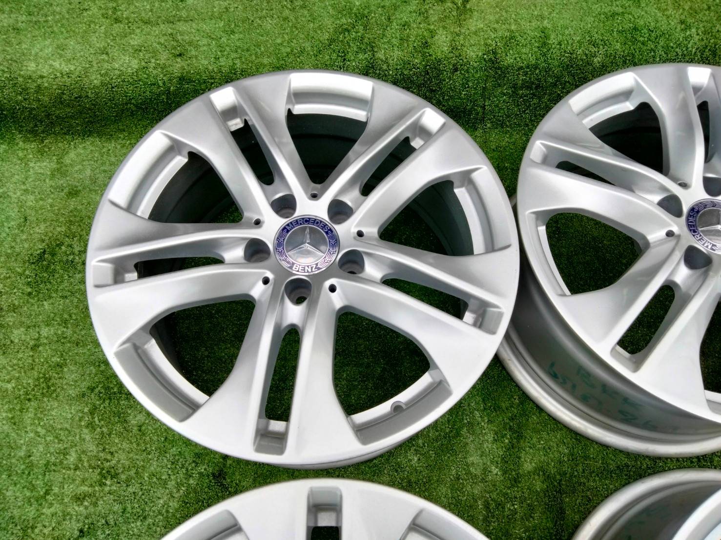 ล้อเบนซ์ติดรถ W212 17"