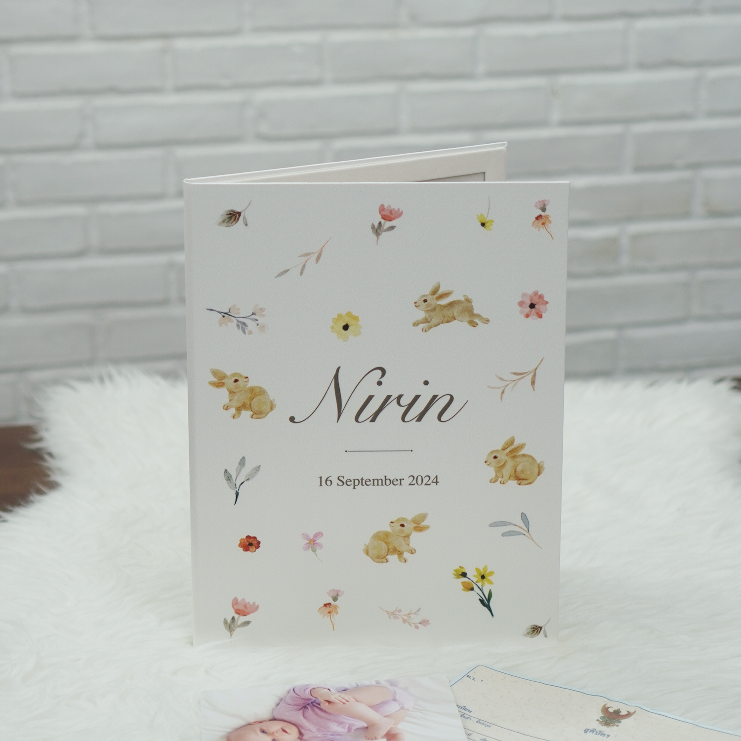 แฟ้มทะเบียนสมรส/สูติบัตร สั่งทำใส่ชื่อ Wild Flower & Rabbit