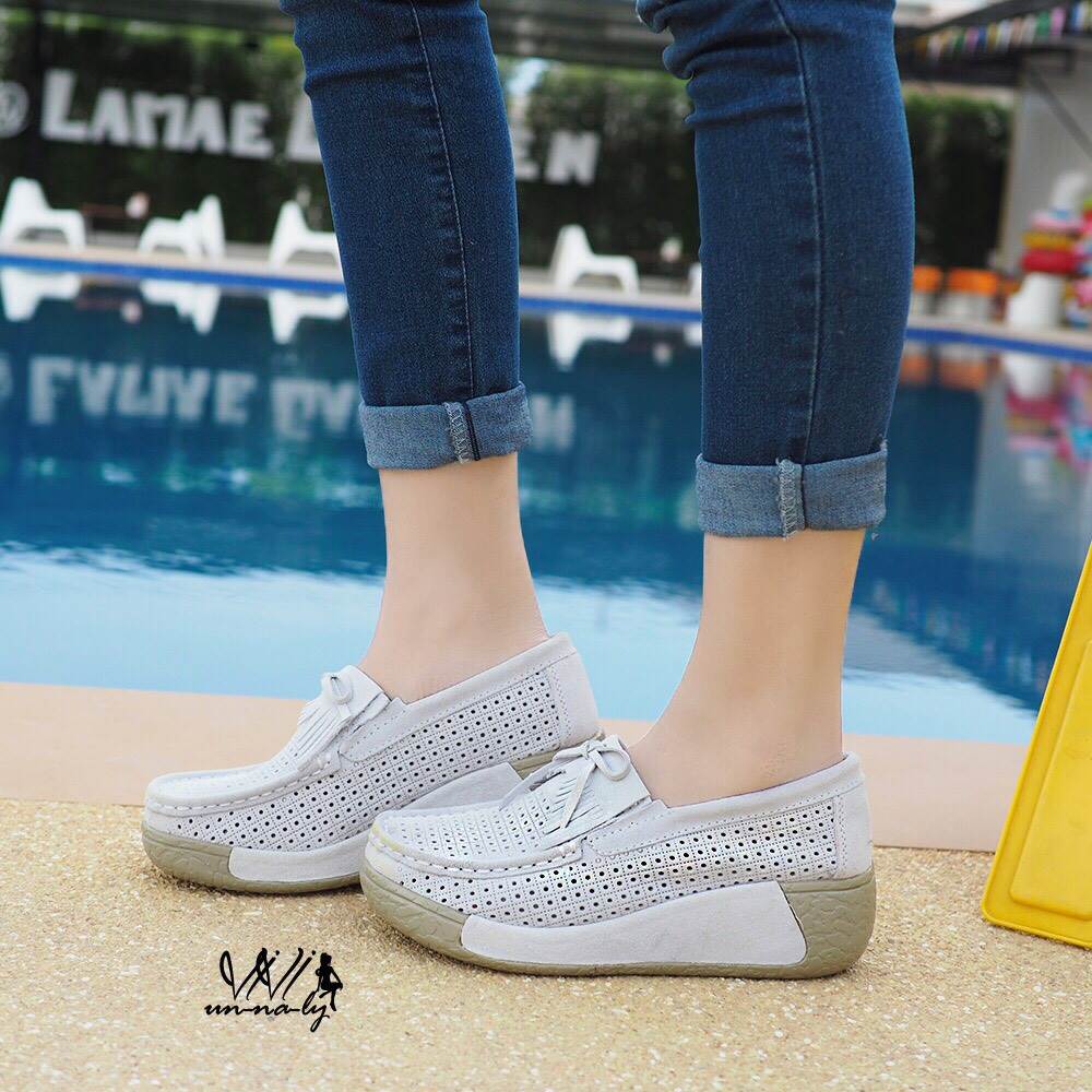 รองเท้า Moccasin ฉลุลาย (สีบานเย็น)