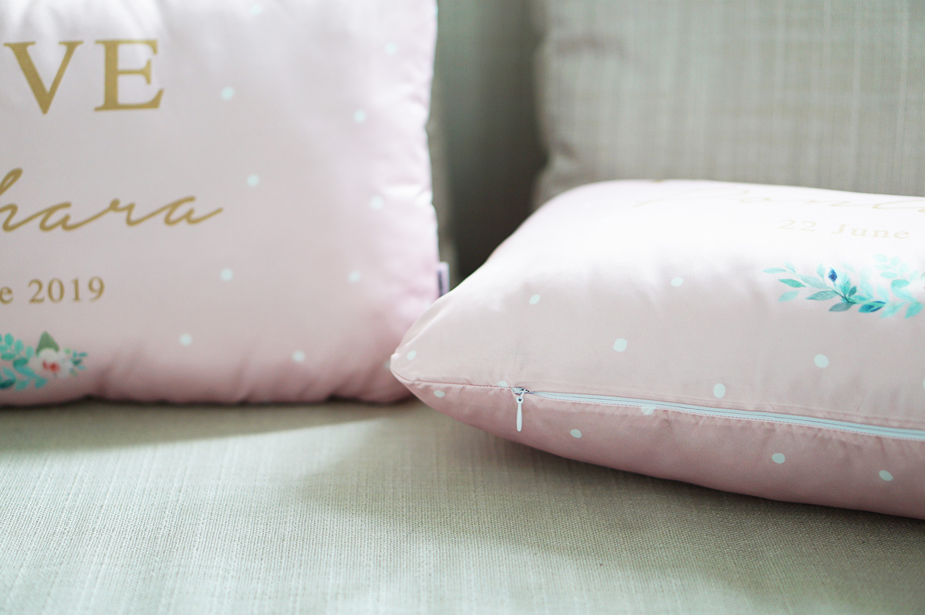 หมอนอิงทรงสี่เหลี่ยมยาว Polka Dot - Flower - Pink (ราคาต่อใบ)