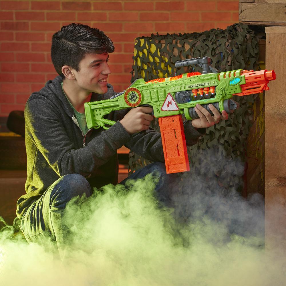 Hasbro Nerf Zombie Strike Revoltinator Toy Blaster ฮาสโบร ปืนยิงกระสุนโฟม เนิร์ฟ มีเสียง มีไฟ ลิขสิทธิ์แท้