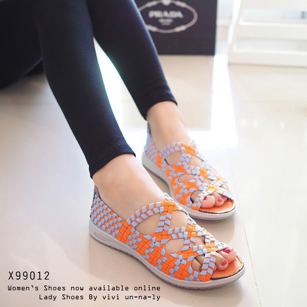 พร้อมส่ง : รองเท้าเพื่อสุขภาพ (รุ่นหน้าสานสีส้ม)