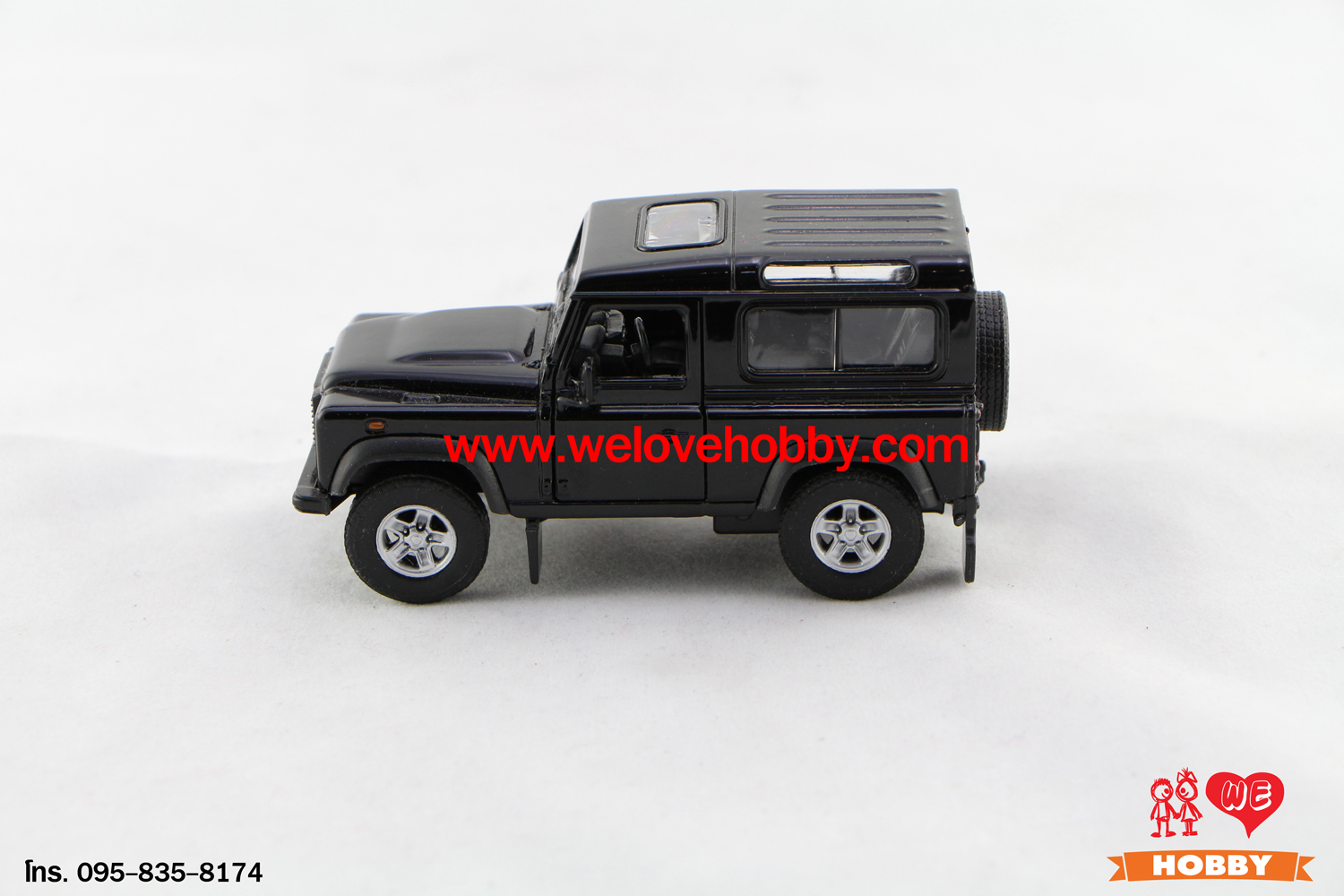 โมเดลรถ Land Rover Defender 2ประตู สีดำ Scale 1:38
