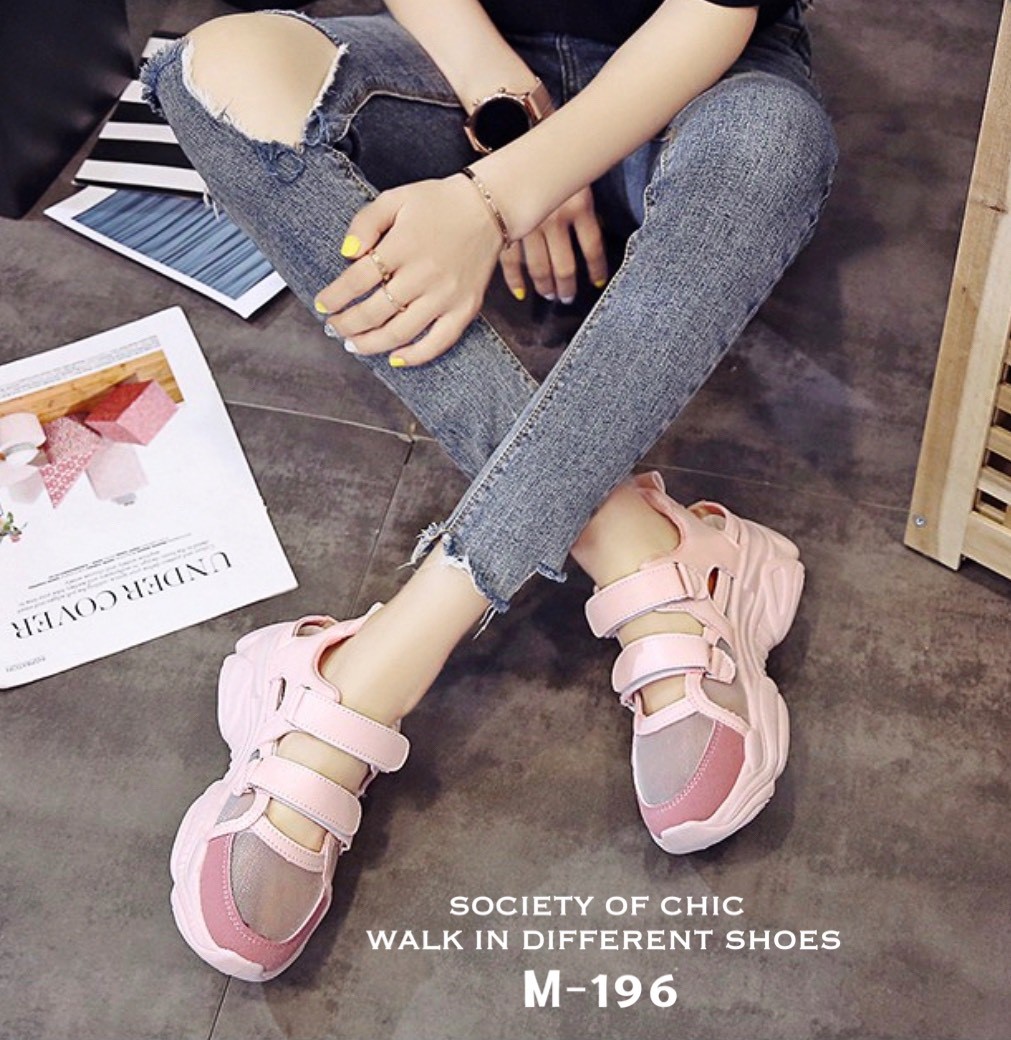 รองเท้าผ้าใบลำลองแต่งเมจิกเทป (สีครีม)