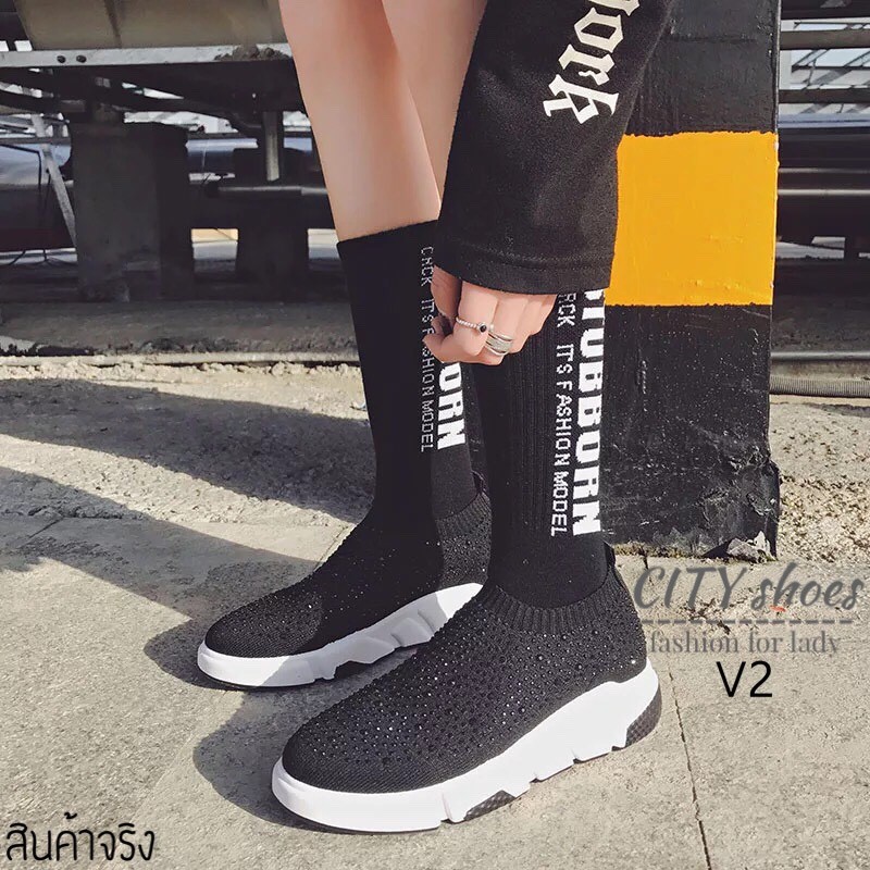 รองเท้าผ้าใบสวมแต่งคริสตัล