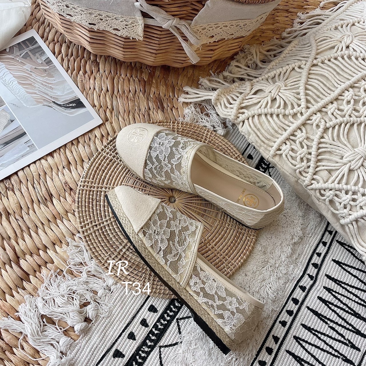 รองเท้าลูกไม้ Style Tory Burch