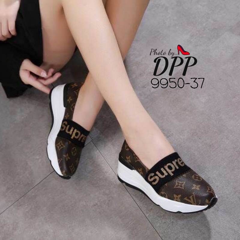 รองเท้าผ้าใบ Louis Vuitton Supreme Style