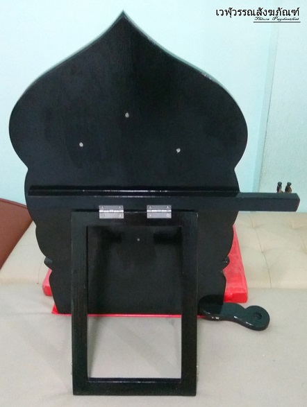 อาสนะพิงประดับมุก ลายพญานาค อย่างดี