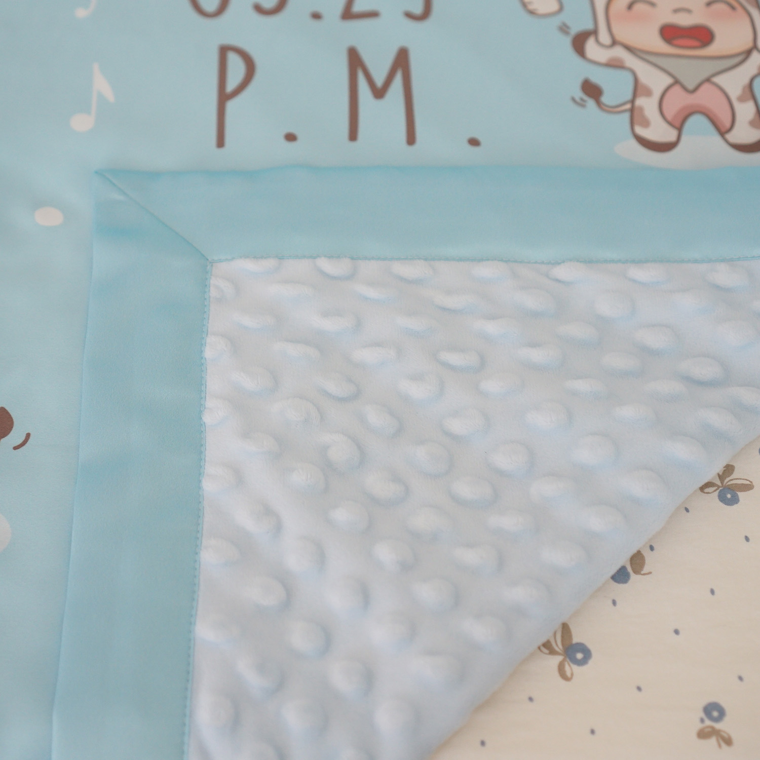 ผ้าห่มเด็ก ใส่ประวัติแรกเกิด ลาย Cow2 - Light Blue