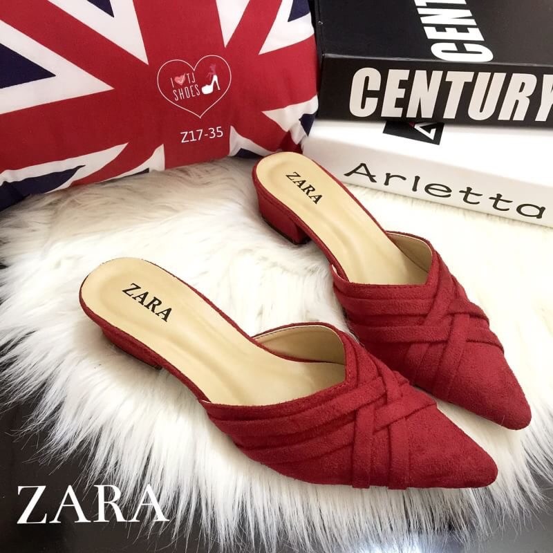 พร้อมส่ง : รองเท้าหัวแหลม Zara (สีแดง)