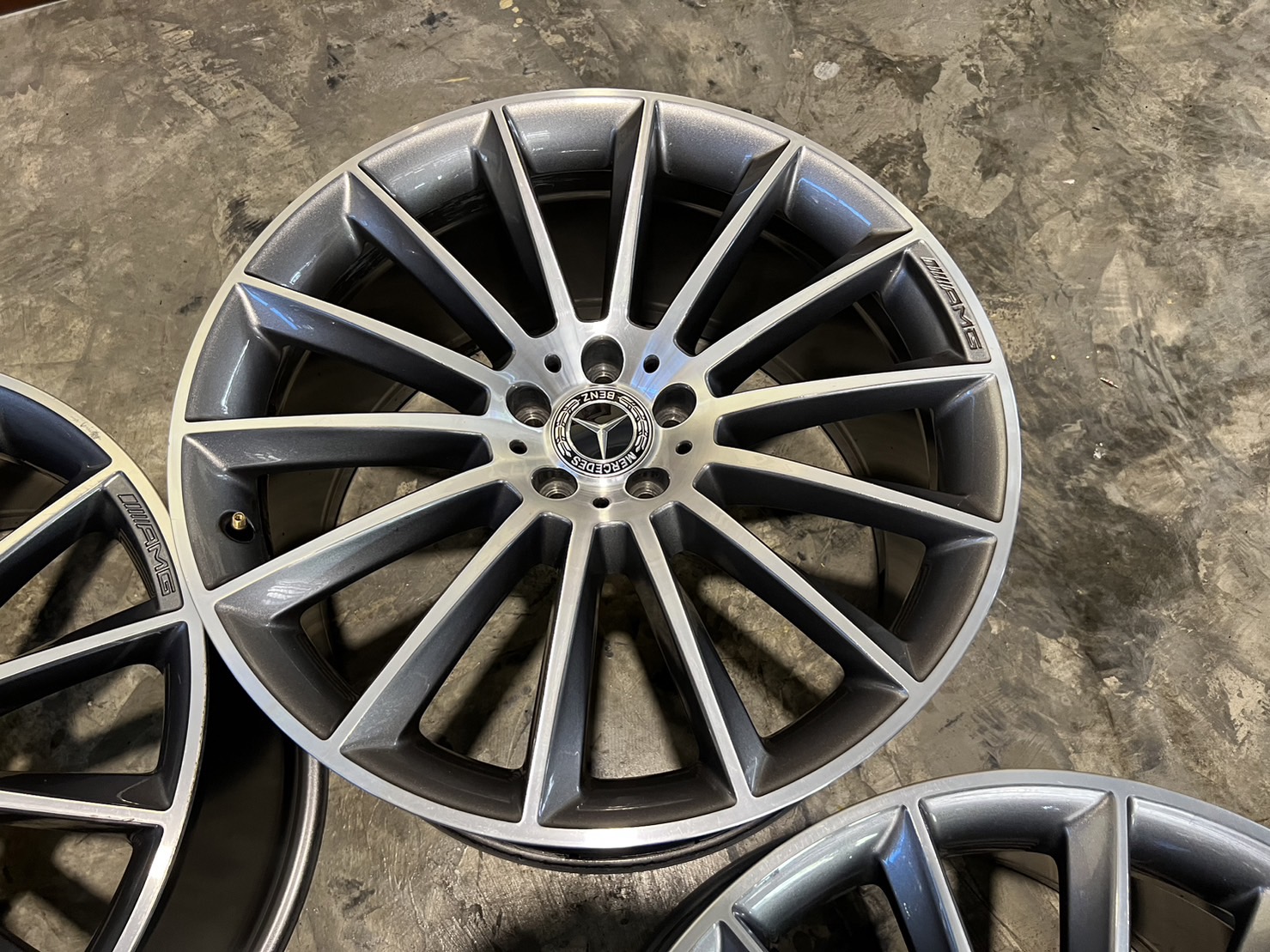 ล้อเบนซ์แท้ AMG Mutispoke 21 นิ้ว W167 GLE