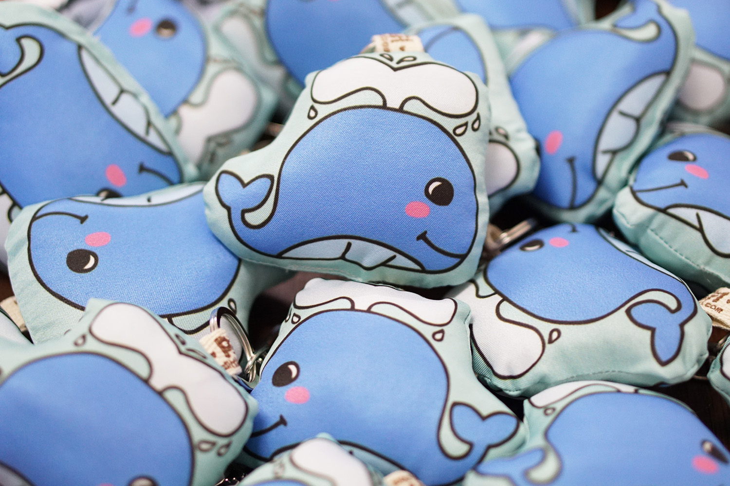 พวงกุญแจพร้อมส่ง ลาย Whale