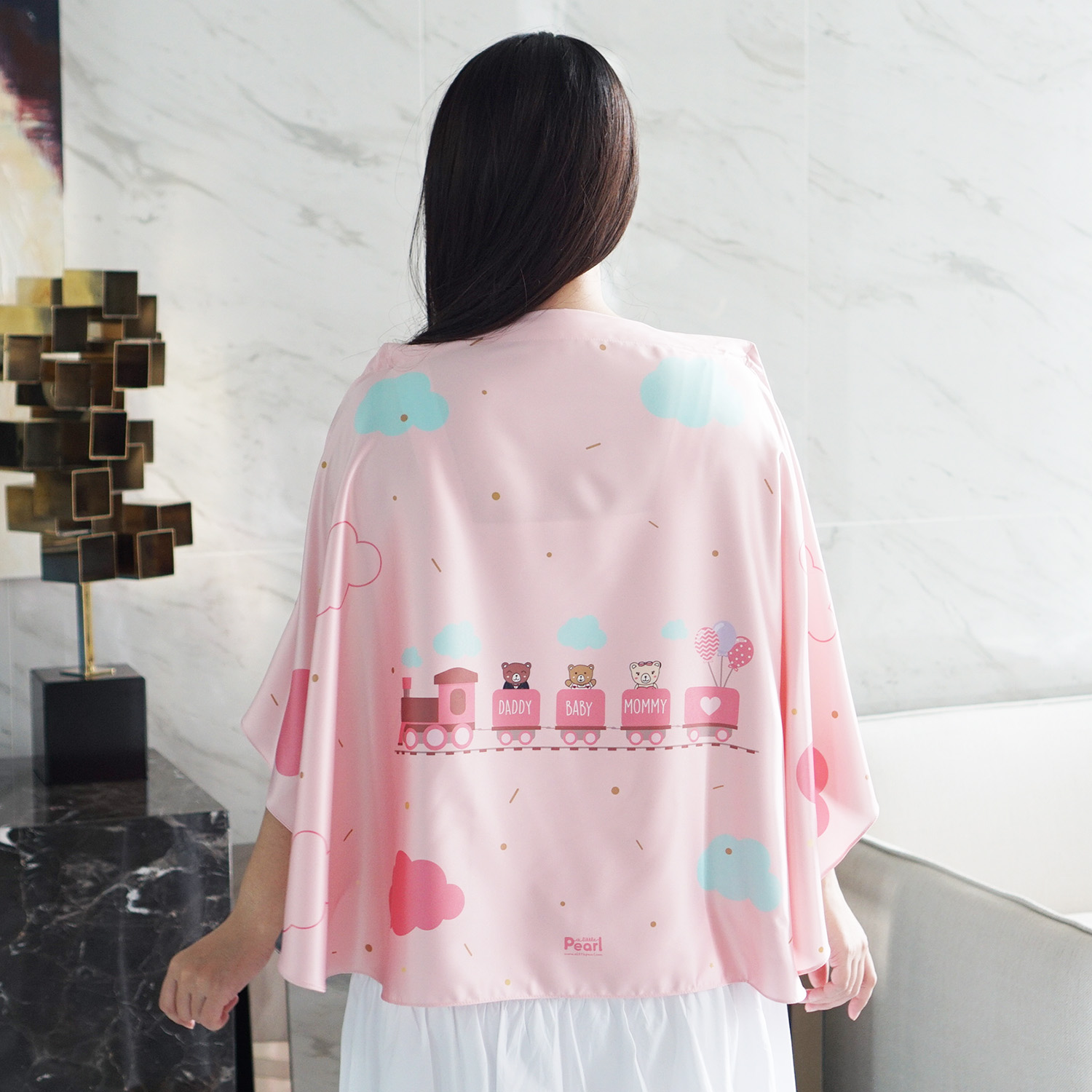 ผ้าคลุมให้นม สั่งทำใส่ชือ ลายรถไฟ สีชมพู - Train Pink