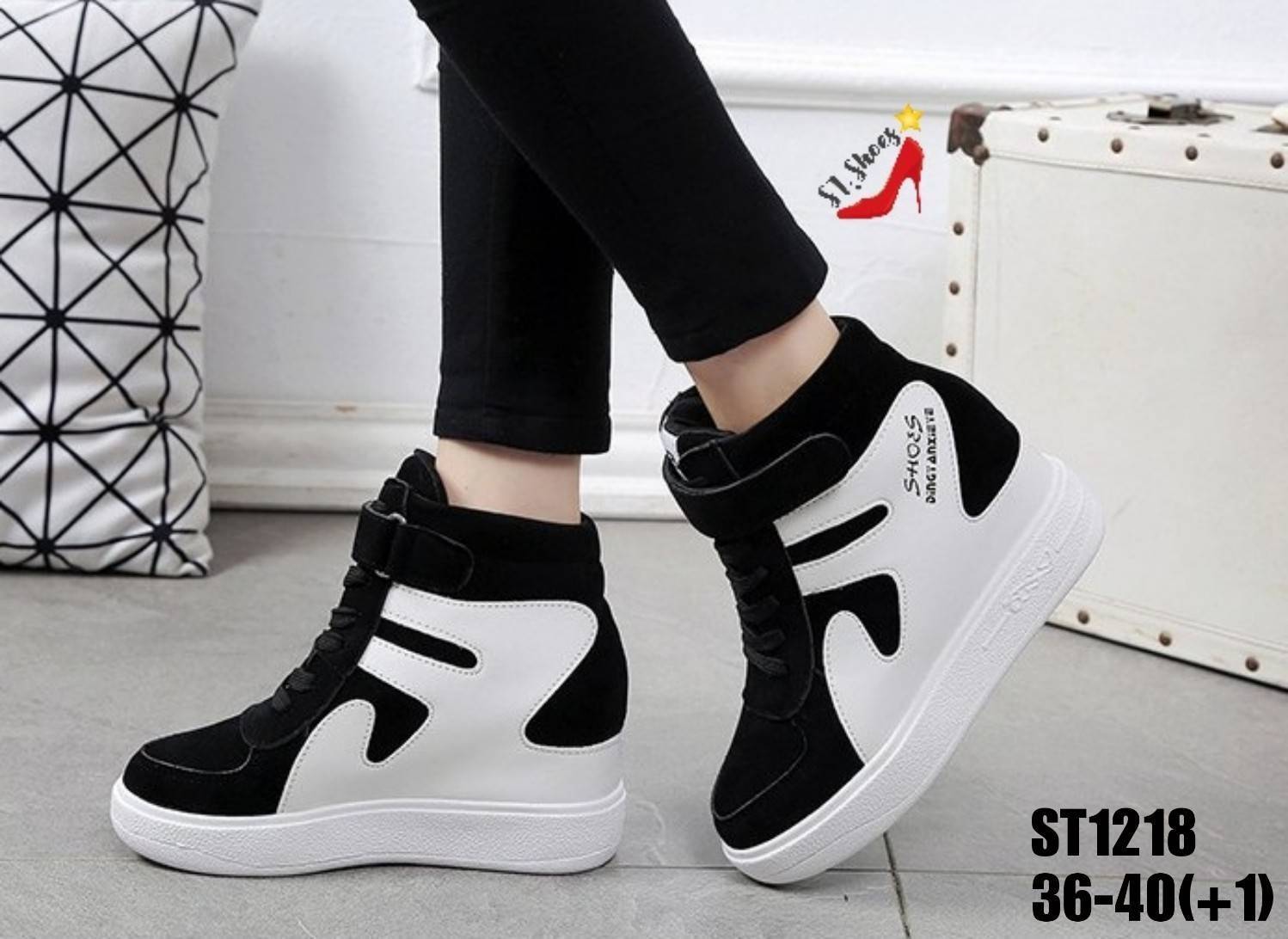 รองเท้าผ้าใบเสริมส้นทรงหุ้มข้อทูโทน (สีเทา)