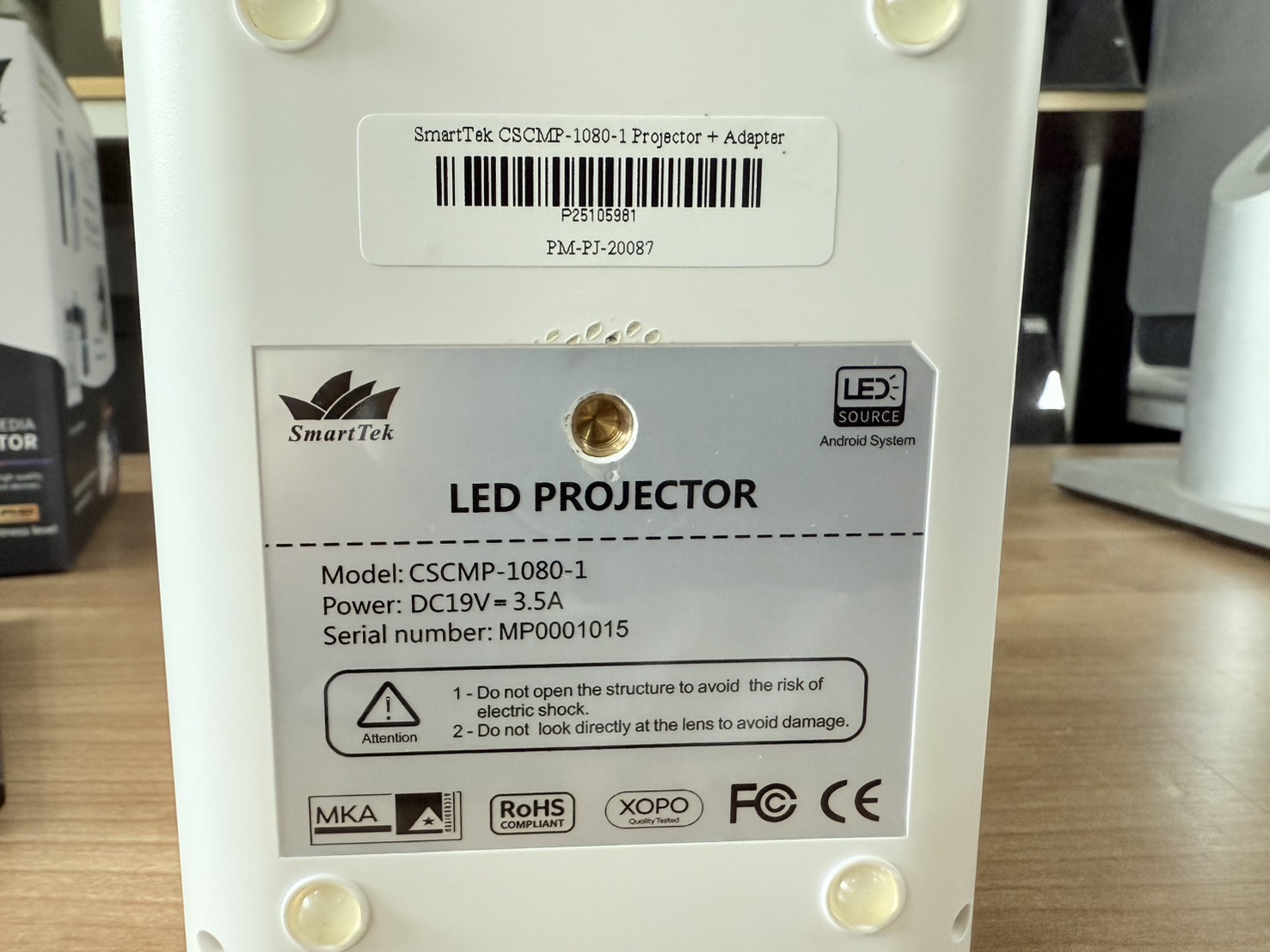 โปรเจคเตอร์ 1920Px1080P (แท้) SmartTek CSCMP-1080-1 Projector + Adapter