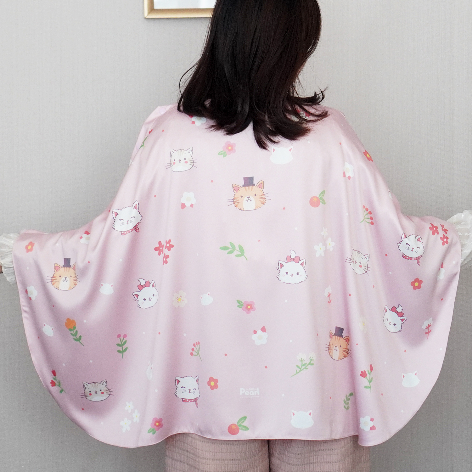 ผ้าคลุมให้นม (รุ่นมีกระดุม ถอดโครงได้) พร้อมส่ง ลาย Marie - Pink
