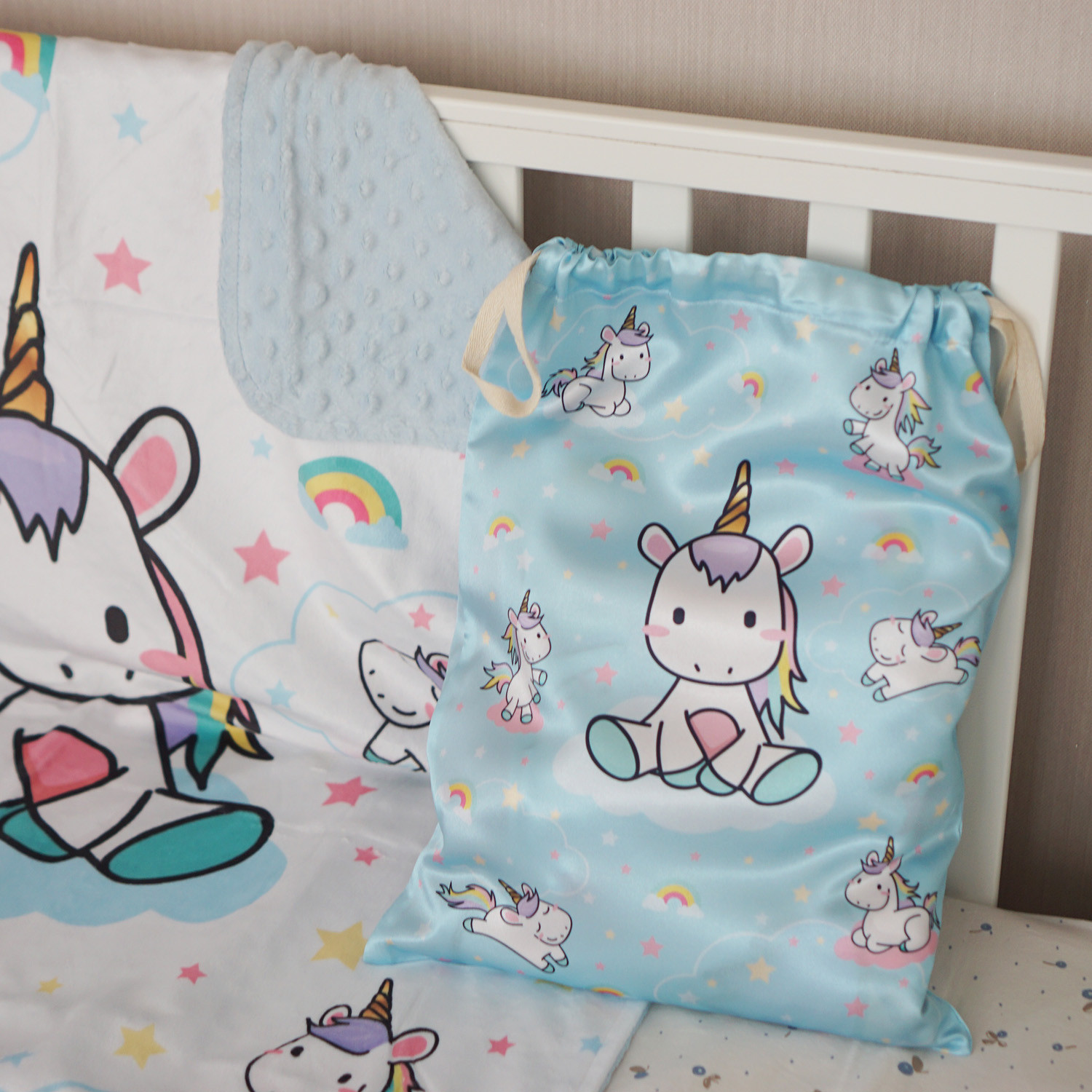 ผ้าห่ม Minky 75x100cm พร้อมส่ง ลาย Unicorn