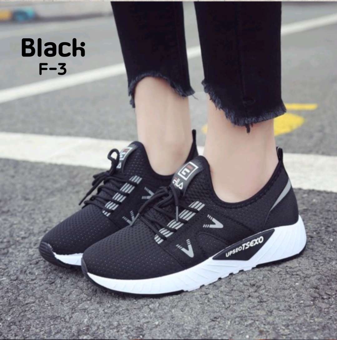 รองเท้าผ้าใบแฟชั่นทรง Sport Style Fila (สีดำ)